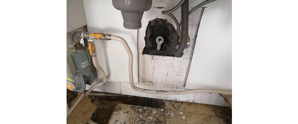 厨房渗漏水维修