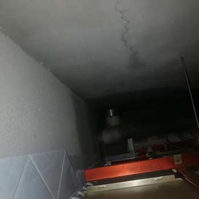 卫生间顶板渗水