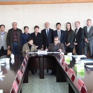 SAMK大学与山东工商学院签署框架合作协议
