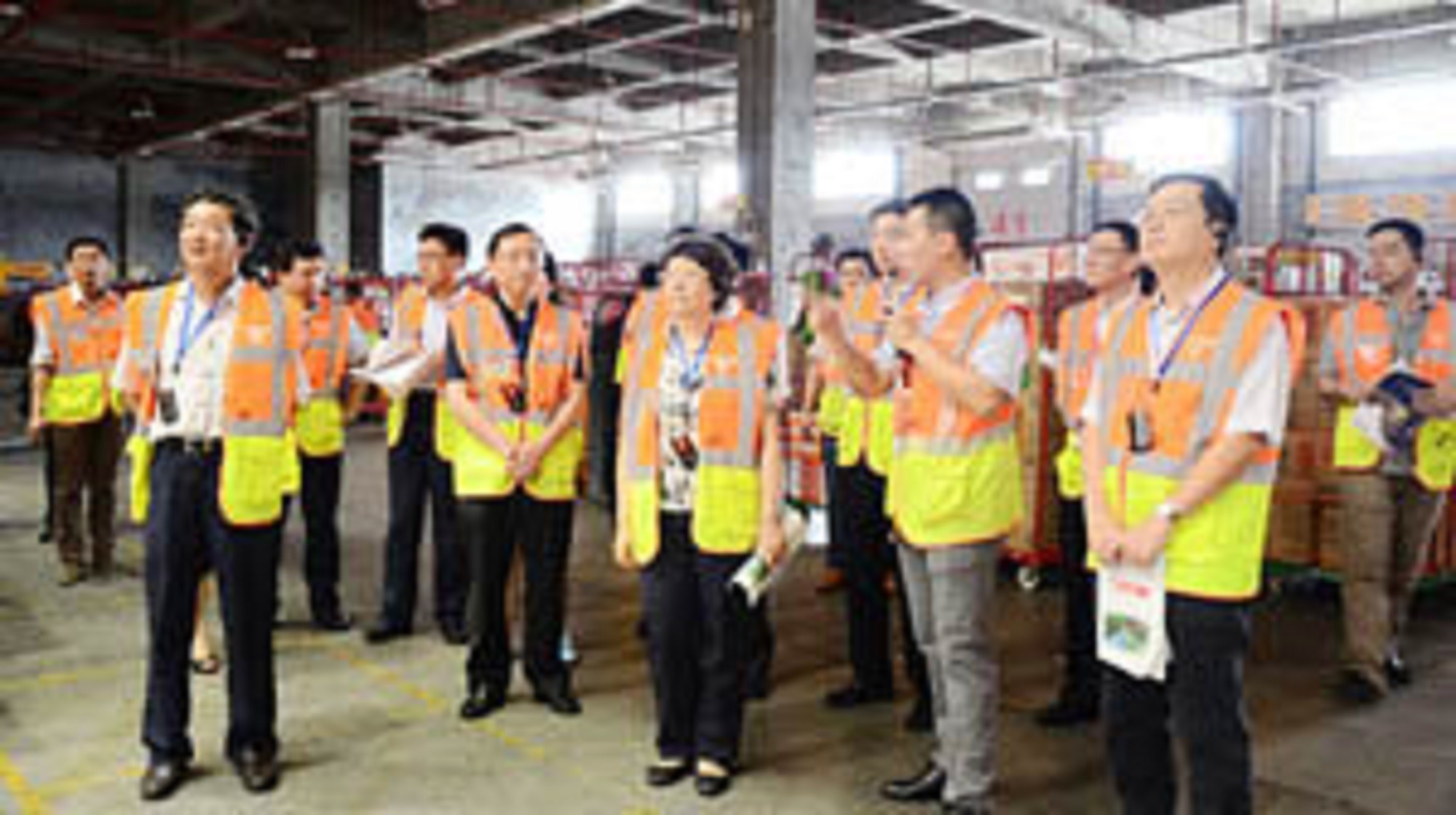 Ministry of Commerce Officers review SPAR Guangdong distribution development