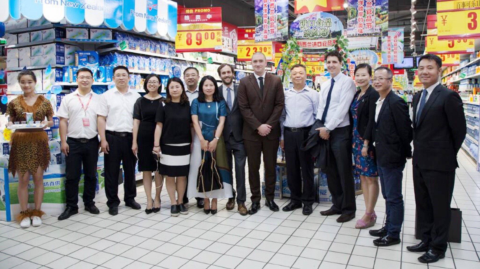 新西兰驻华使馆副馆长霍大伟1