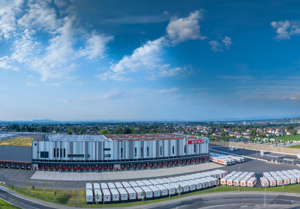 AT exterior warehouse Graz c SPAR-Werner Krug leading