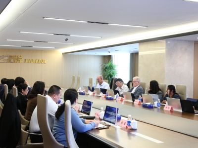 家家悦高层汇报会3