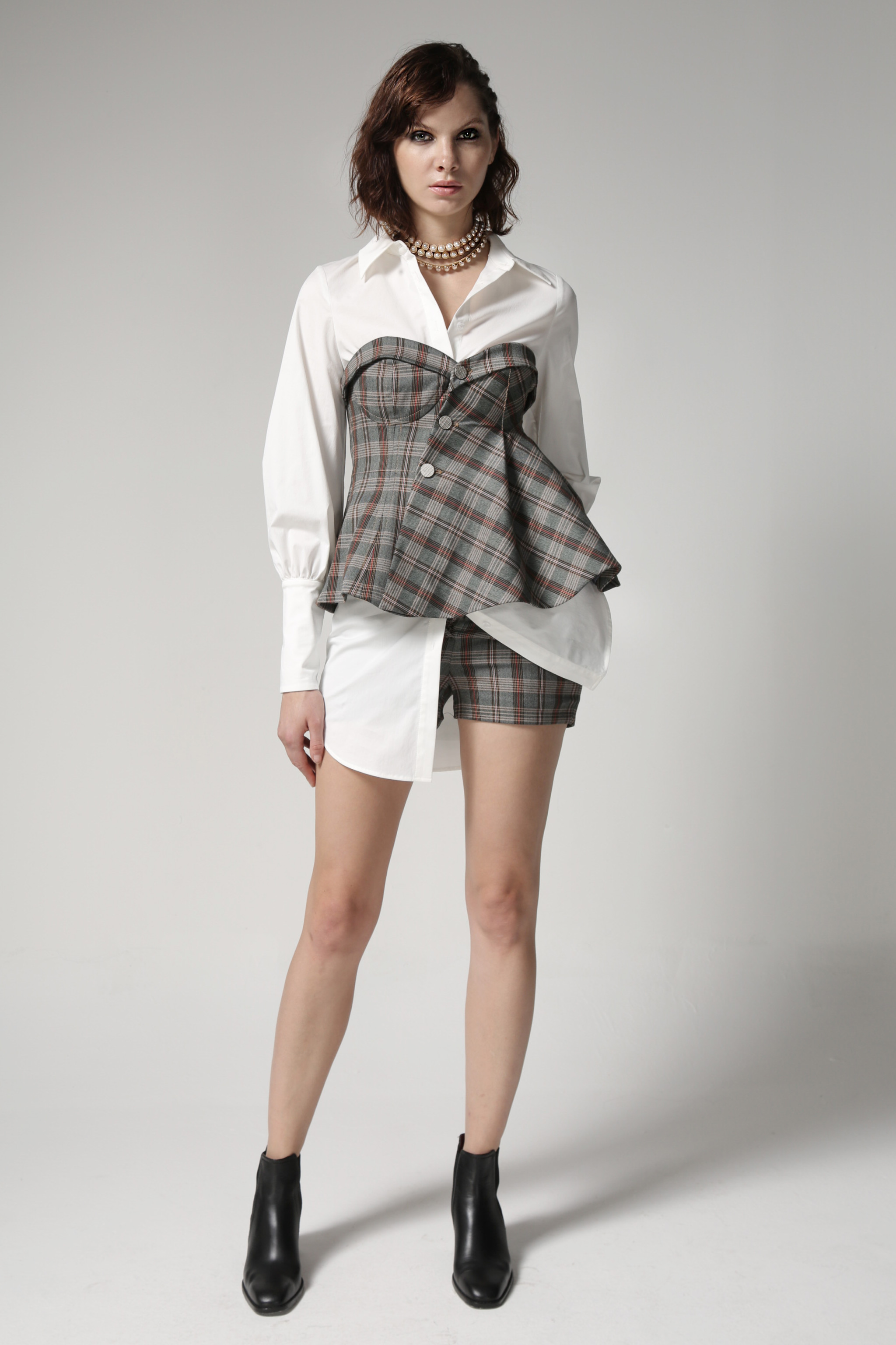 AW LOOK 13