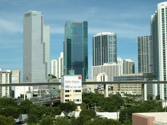 迈阿密的房产销量激增