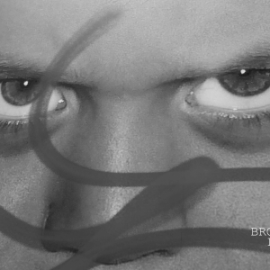 BrokenLens-1220381