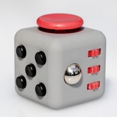 fidget-cube-2364019_960_720