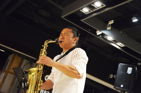 柯董2