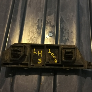 bumper bracket B- (58)