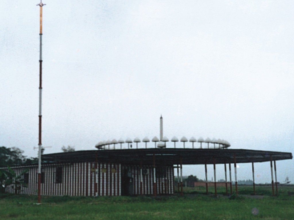 成都双流机场综合防雷接地工程 1996年