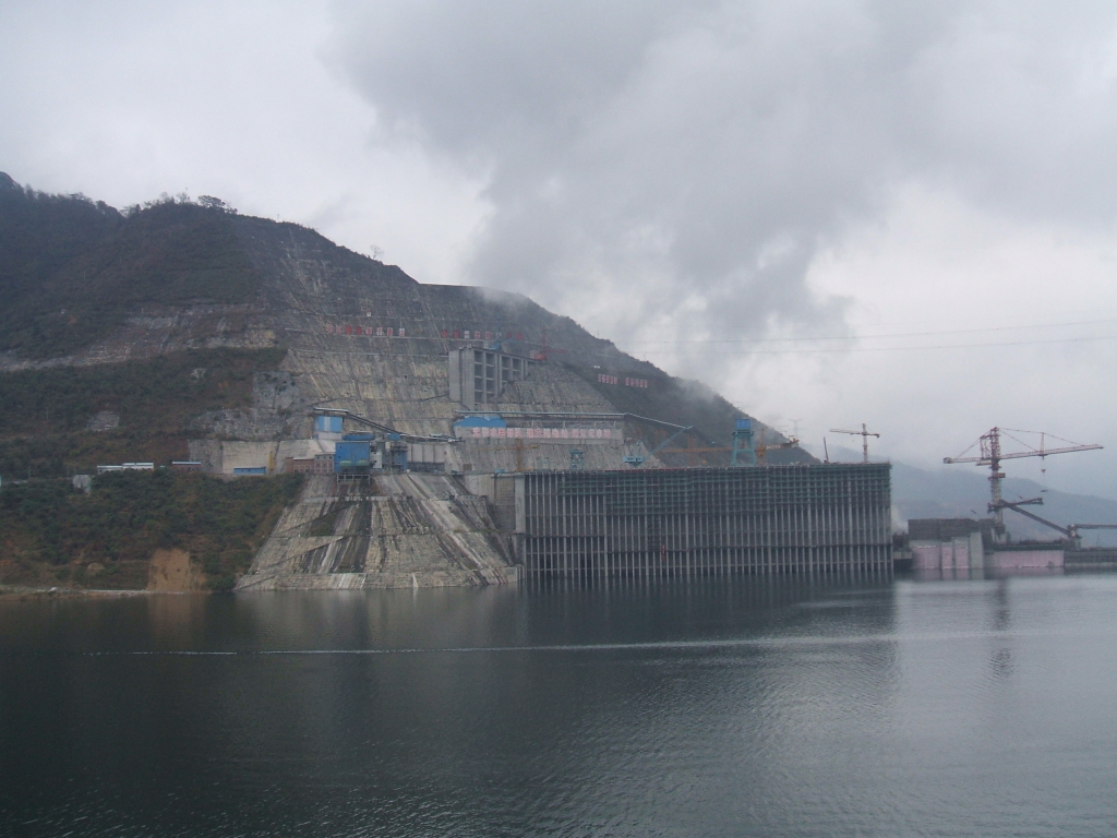 龙滩水电站新增库区接地网及接地电阻处理工程