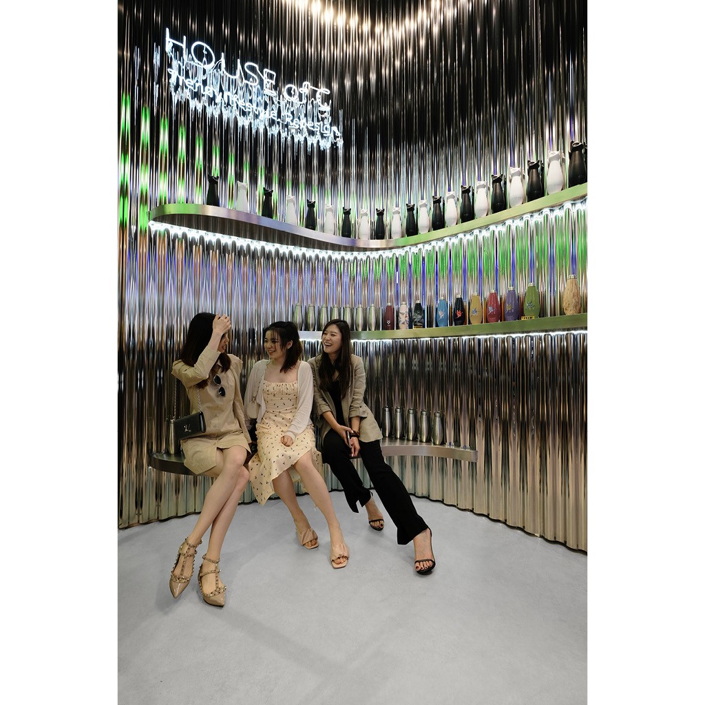 >>> house of c pop-up space