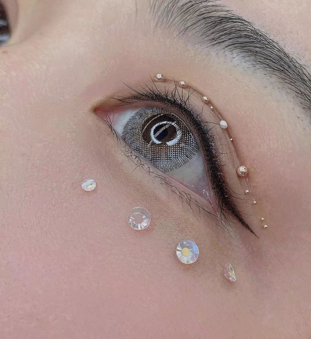 紋繡教學