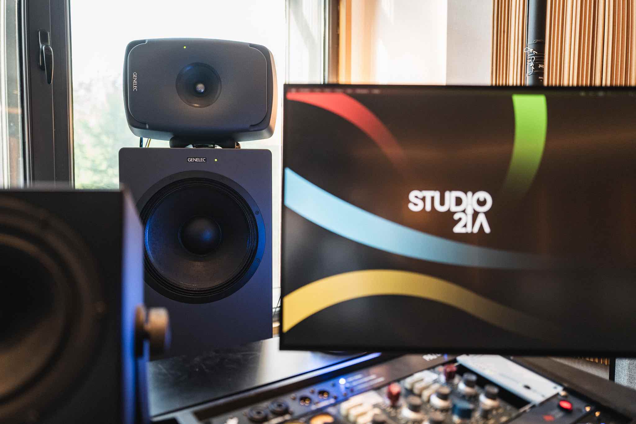 GENELEC真力 · 有源监听音箱领跑者 | 周天澈 & Studio21A 录音棚